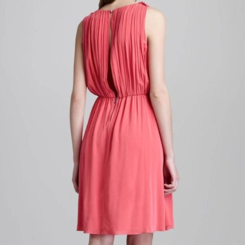 Alice & Olivia Meryl Silk Pleated Dress Keyhole Back Jeweled Button Pink Size S